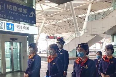 g7401和g7404是同一趟车吗
