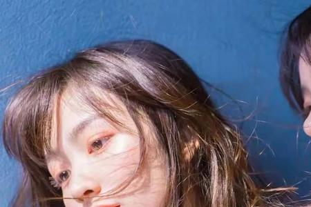 女朋友和女闺蜜可以同时存在吗