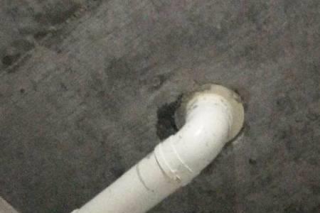 蹲便器漏水怎么处理