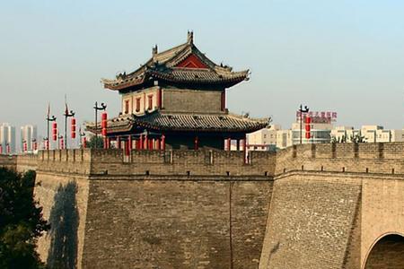 上有西安下有泰安什么意思