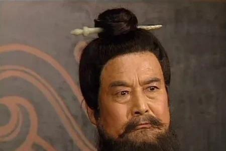 三国演义单福是凤雏吗