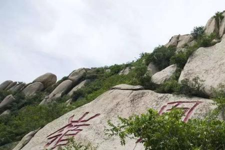 凤凰岭北线从哪个门进
