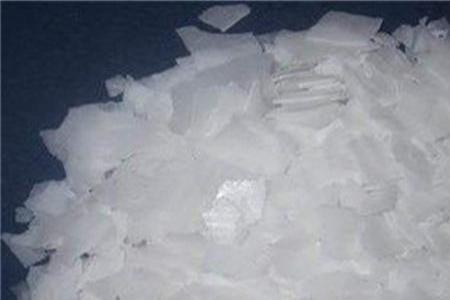 硼酸烧手吗