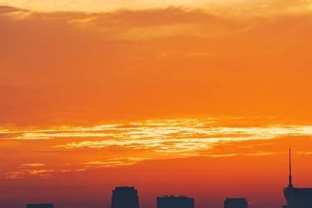 成都一年四季太阳升起的方位