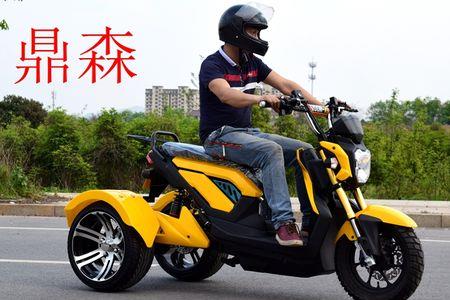 电动三轮车可以和摩托车互用吗