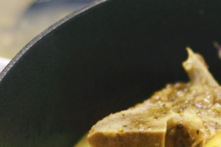 炖肉用铁锅好还是铝锅好