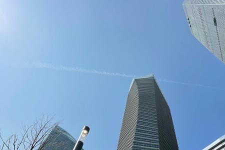青岛海天大酒店停车场怎么进