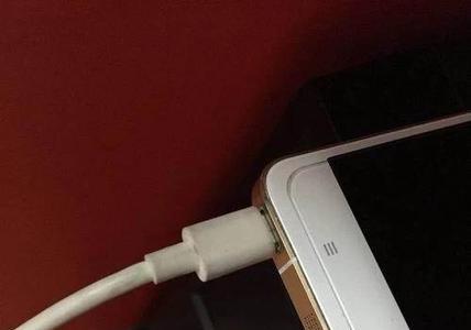 苹果13充电口有水充不上电怎么办