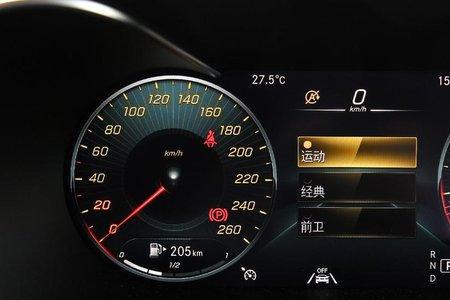 奔驰卡车仪表显示max是什么意思