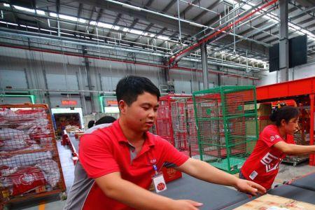 京东什么时候开始建立仓库的