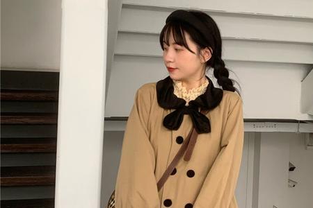 娃娃领擦肩大衣适合多大岁