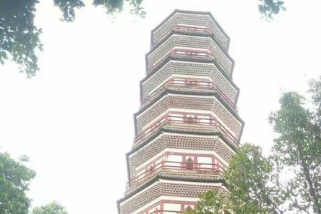 肇庆西江边有个什么塔