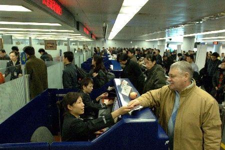 机场排队点灯什么意思