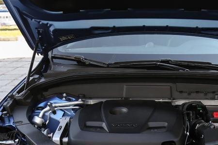 xc60补胎液怎么用