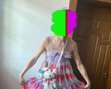 女生第一次见男生穿裙子的意思