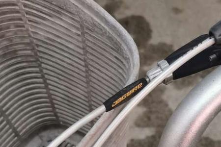 微笑自行车怎么刷银行卡