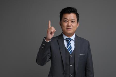 姜绝之就是常浩吗