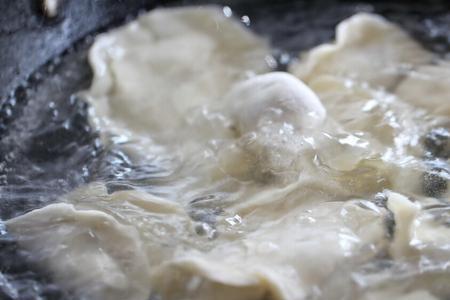 喝饺子汤和白开水区别
