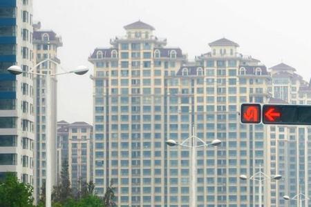 深圳黄灯最后一秒通行行吗