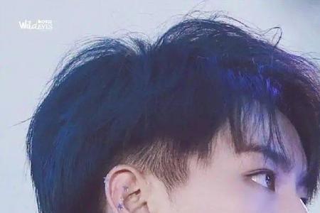 鬓角的头发为什么会卷