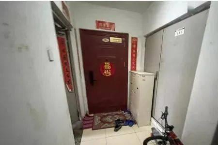 小区居委会有权力封门吗