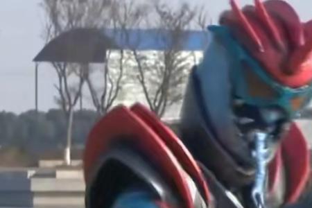 巨神战击队痴笑姬扮演者周蕾