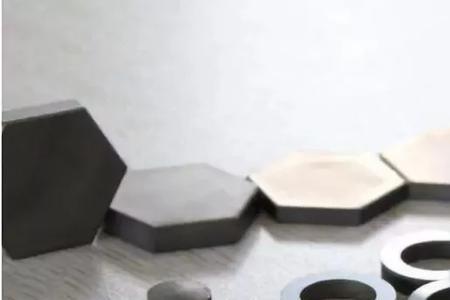 陶瓷表面能镀金吗