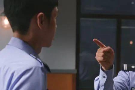 李丰田拿捏吴经理是多少集