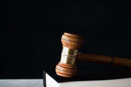 法律事实和生活事实举例