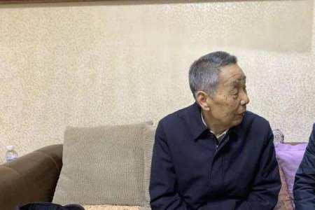 村支书退休儿子能接任吗