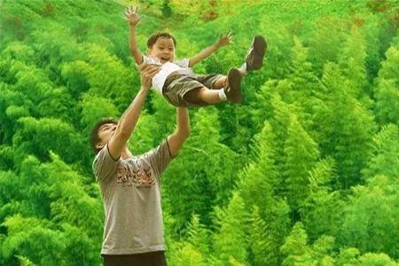 春夏秋冬他们的爸爸姓什么