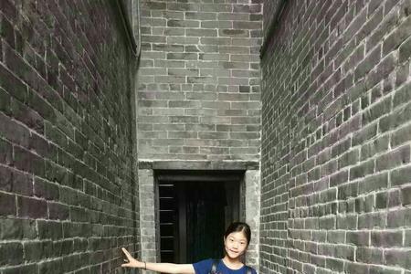 梁晓彤是谁