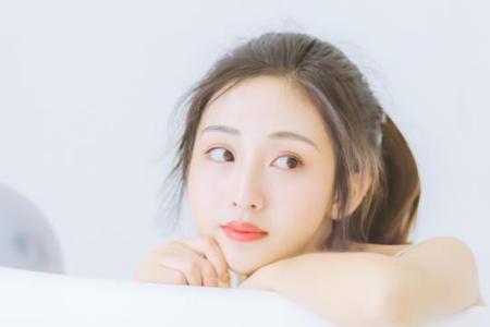 女生想要做什么的表现