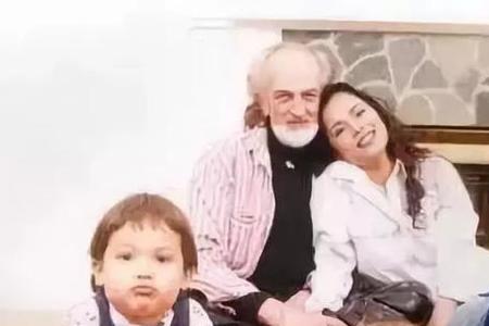 钢琴家迈克尔史密斯现状