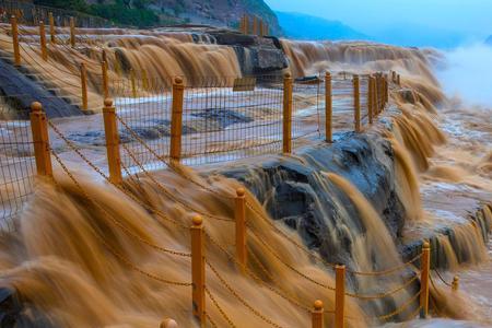四川在黄河南边吗