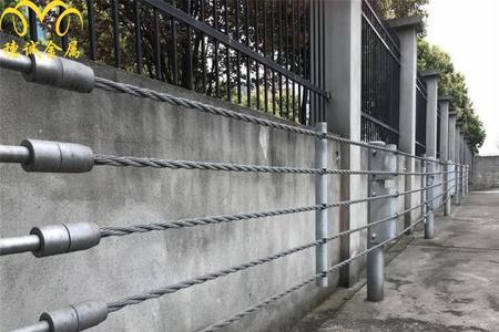 柔性支架钢索需要防腐处理吗