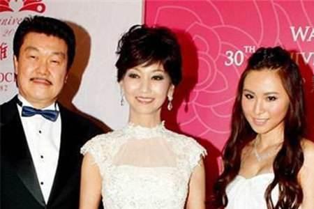 赵雅芝第一任丈夫现在有儿女吗