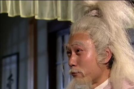 周伯通比金轮法王大多少岁