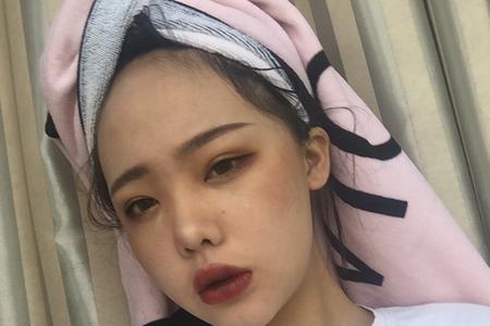 鼻子一酸表达的是什么意思
