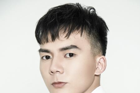 青年代表人物