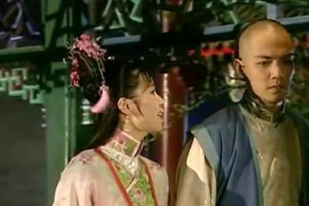 明珠的妹妹是康熙的妃子吗