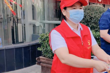 内秀于心外化于形什么意思