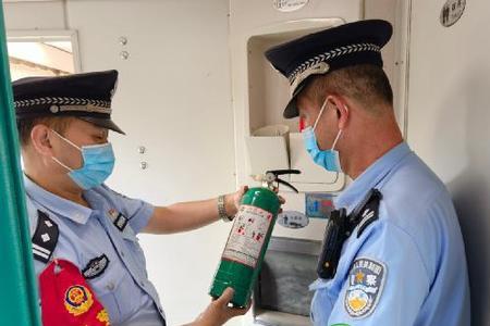 列车治安员好干吗