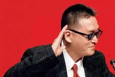 李敖说男人喜欢的两件事