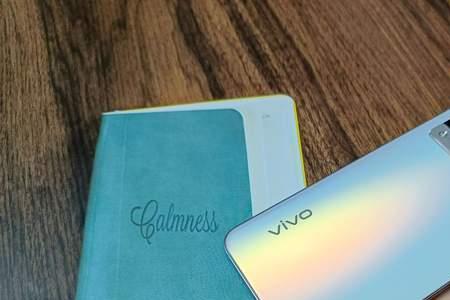 vivox60和x70哪个好