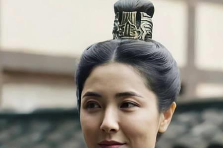 天生不配大女儿扮演者是谁