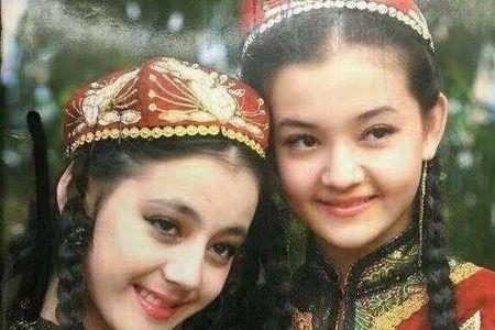 阿娜尔罕最后和谁在一起