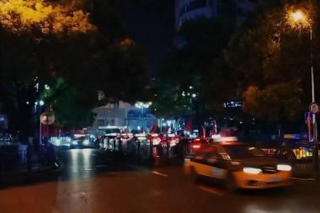 为生活奔波的人是什么歌