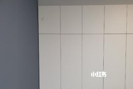 衣柜封板外露还是不外露