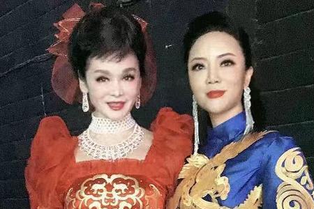 温文贤淑的意思